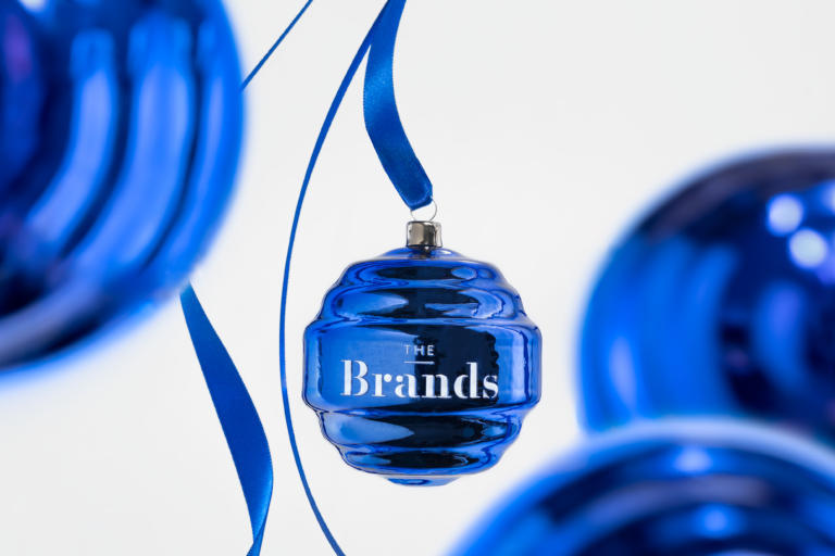 Kolekce vánočních ozdob Františka Jungvirta pro concept store The Brands. Foto Katarína Hudačinová